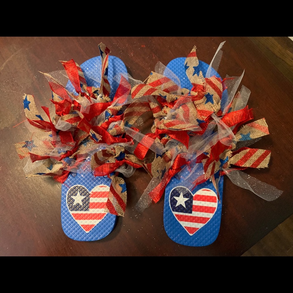 USA Flip Flops 🇺🇸 - Picture 2 of 3